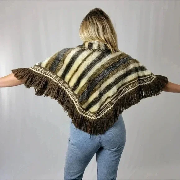 Vintage 70s Western Fur Fringe Poncho Bolero Fringe Collar / Shawl - Picture 8 of 11